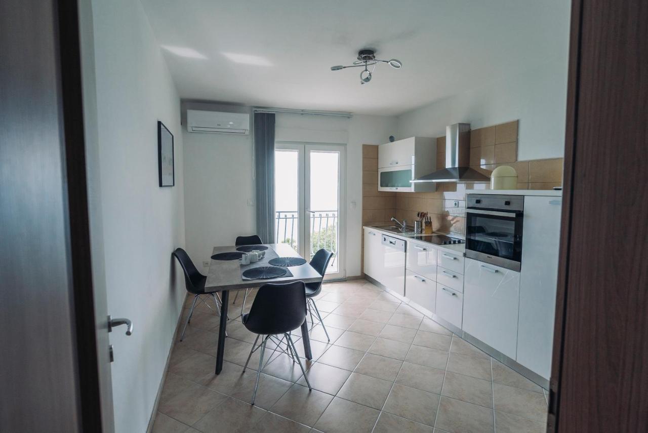 Apartmani Josip Podstrana Luaran gambar